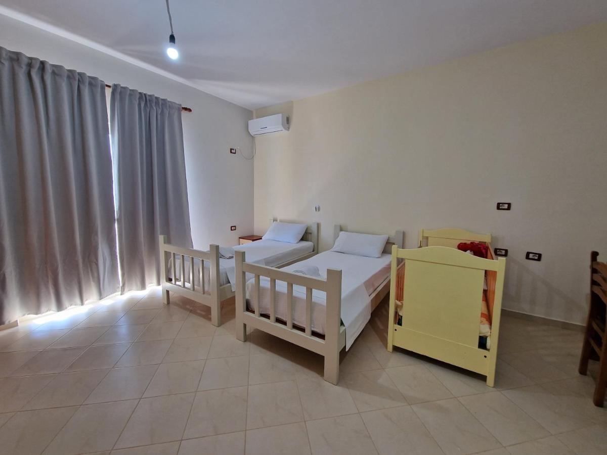 Harizi Apartments Ksamil Luaran gambar
