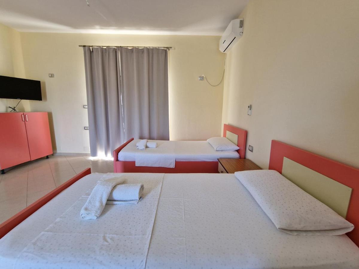 Harizi Apartments Ksamil Luaran gambar